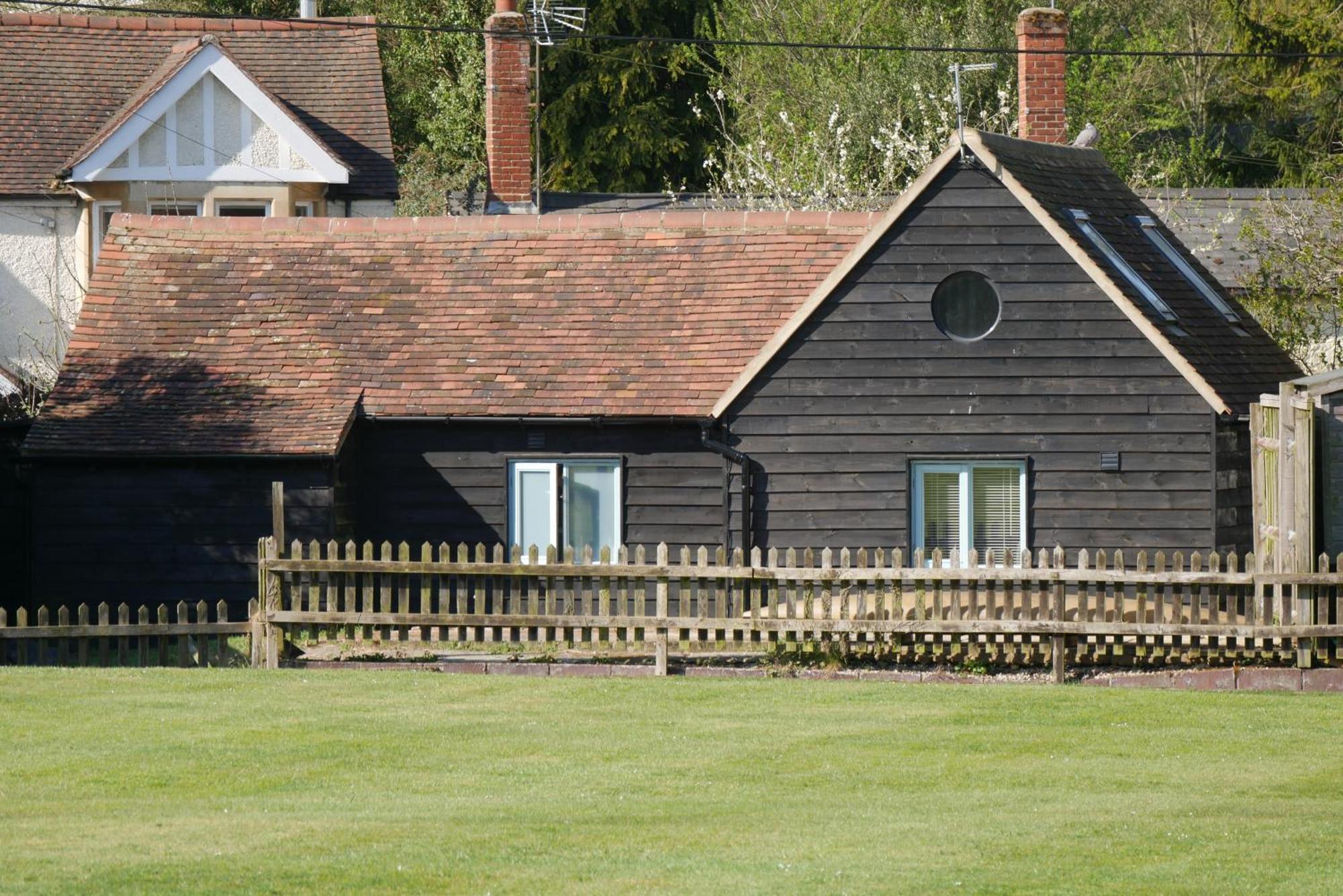 The Little Orchard Villa Watlington  Exterior photo
